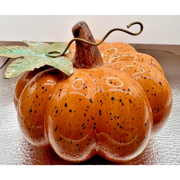 Pumpkin Centerpiece Thanksgiving Fall Decor Ceramic 4 inch x 3.5 inch - Picture 1 of 5